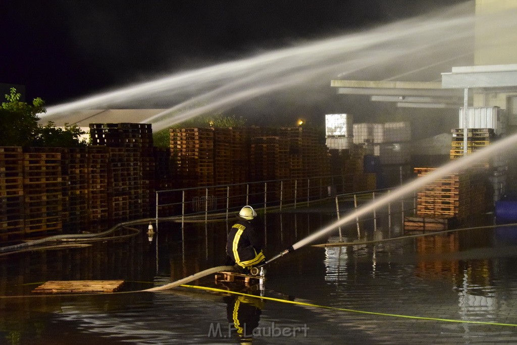 Grossbrand Halle Troisdorf Kriegsdorf Junkersring P583.JPG - Miklos Laubert